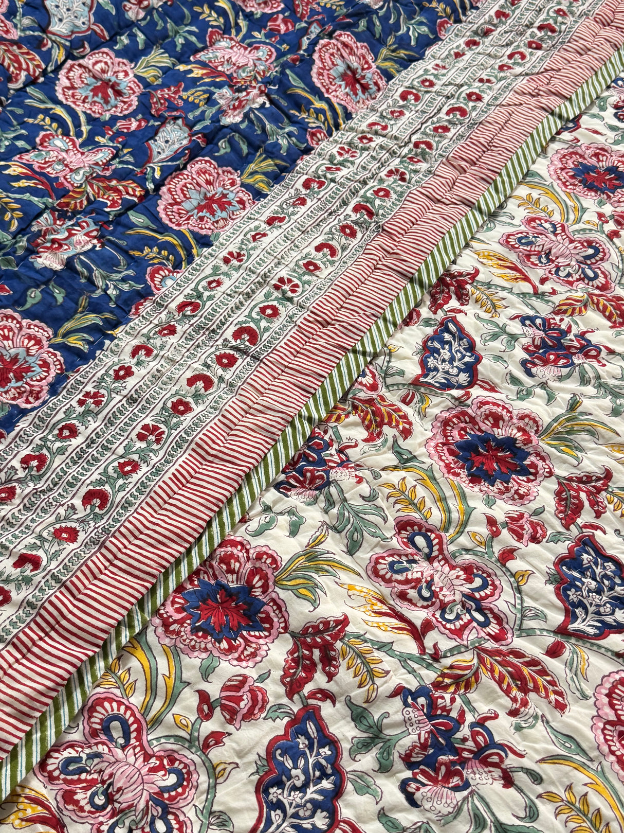 Blockprint Bedsheet & Quilt Set