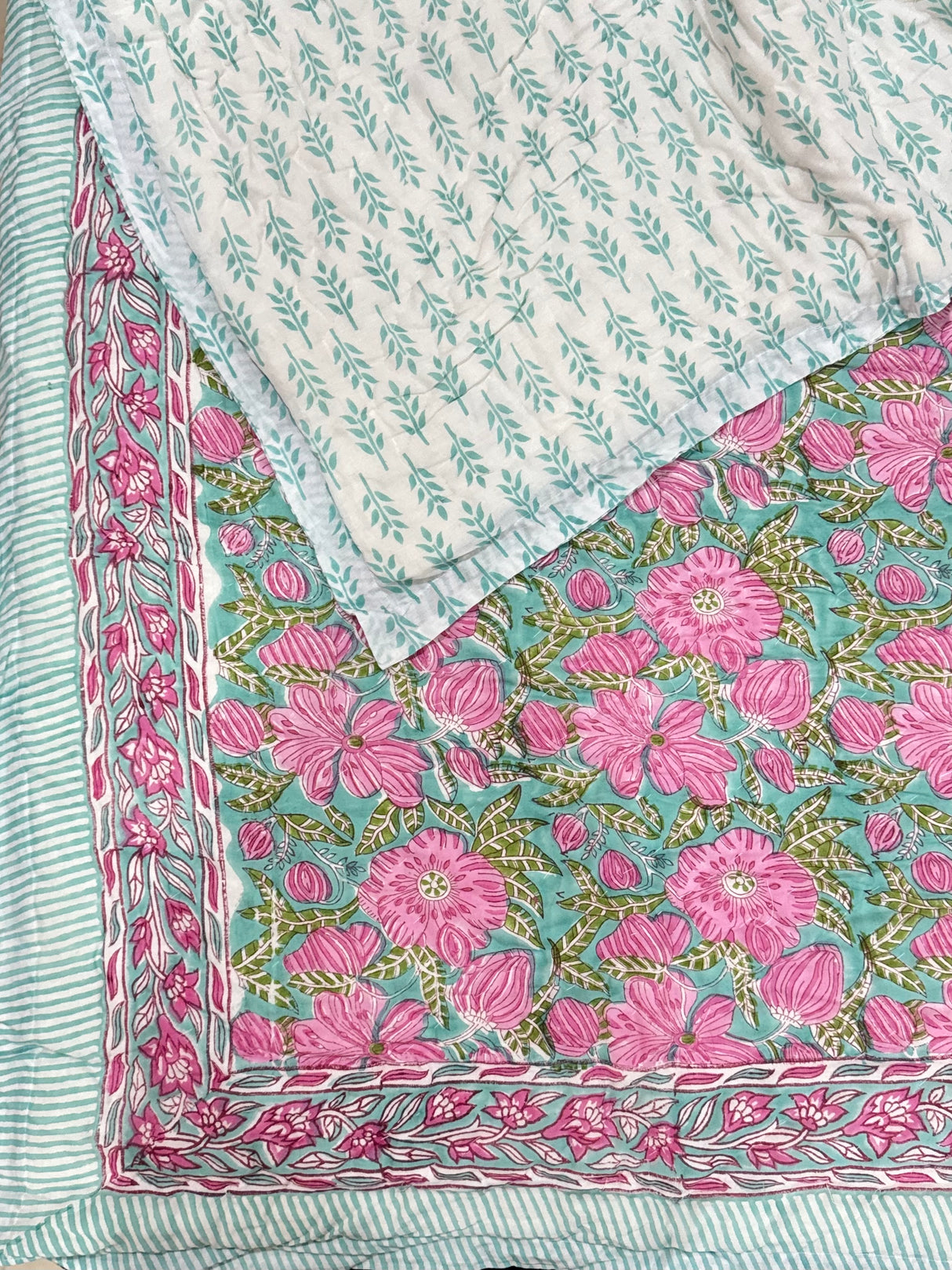 Blockprint Bedsheet & Quilt Set