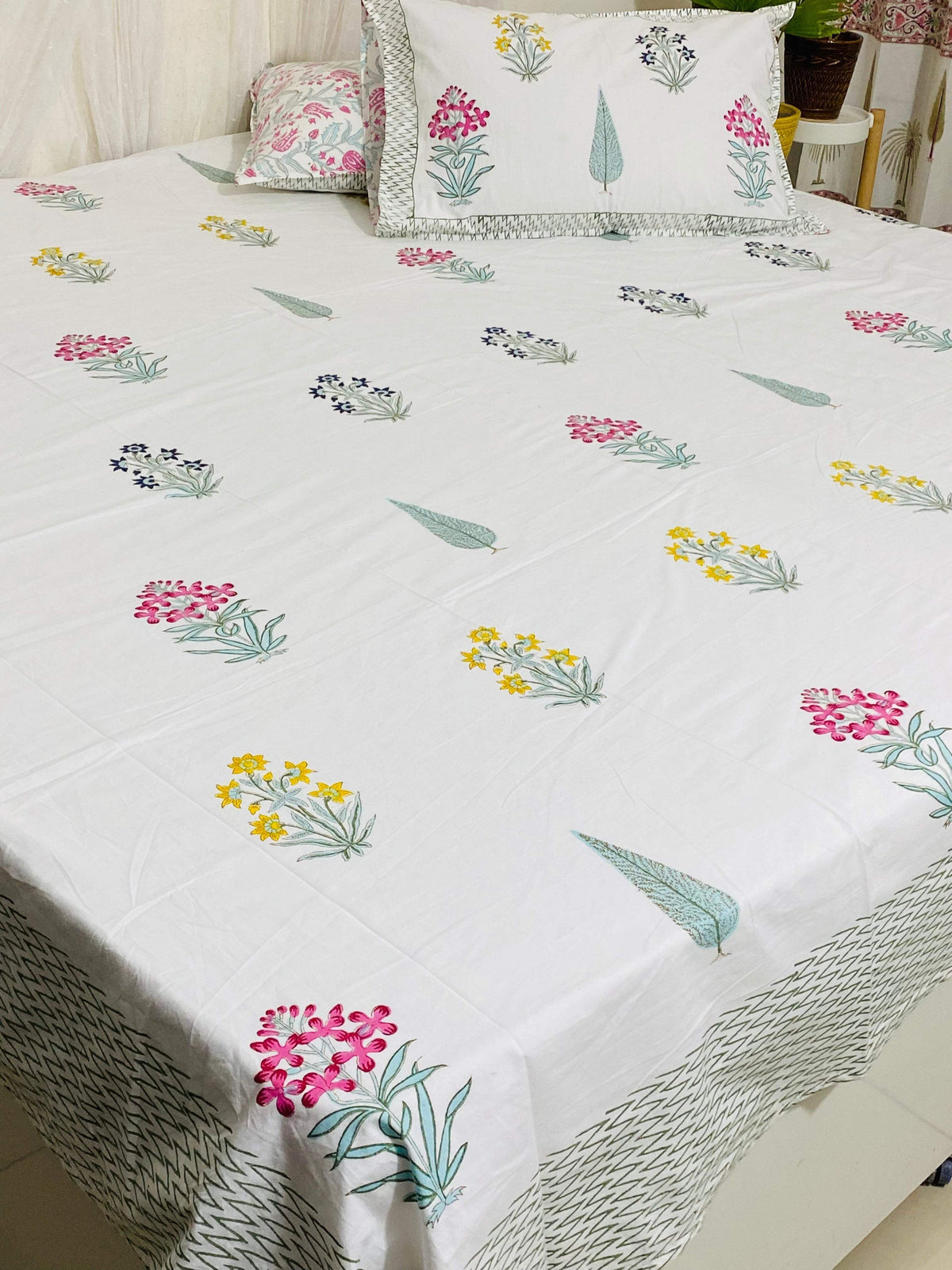 Bestselling multicolour Indian Jaipuri king size bedsheet for elegant bedroom decor