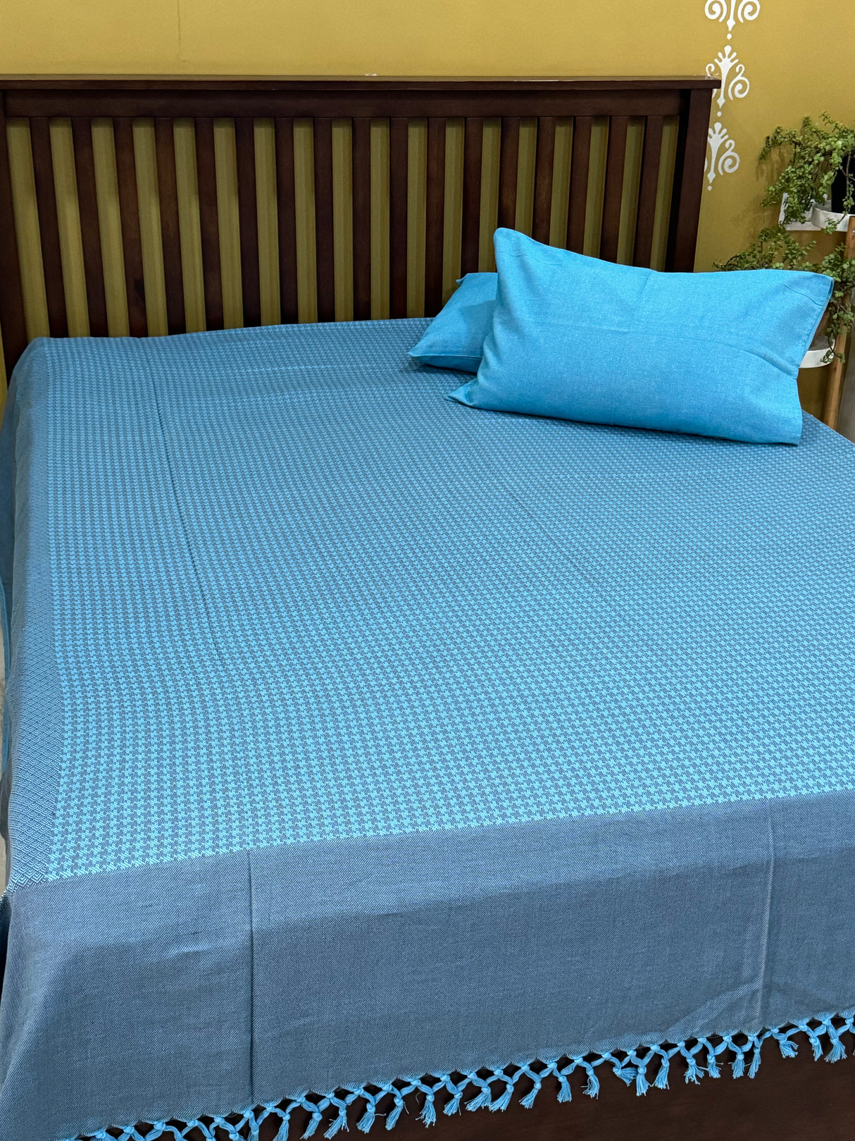 Pure Cotton REVERSIBLE Bedspread with 2 Pillow Cases