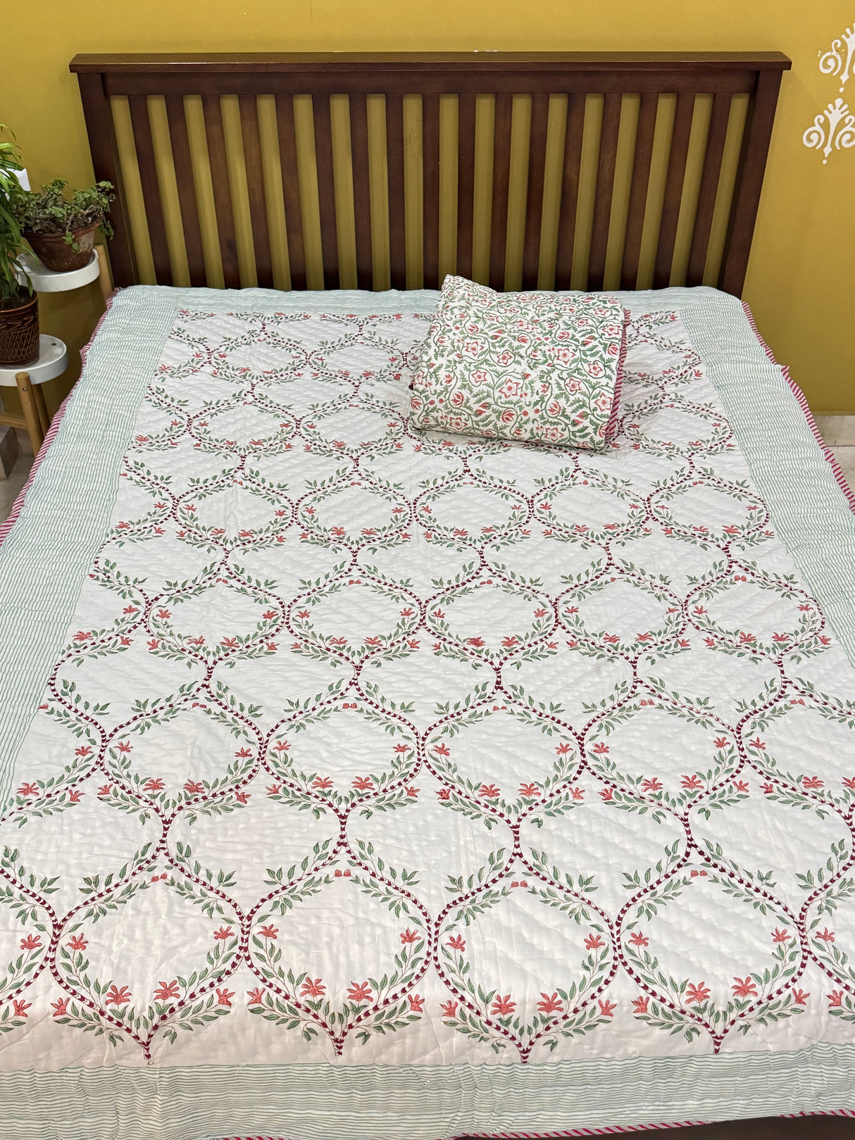 Blockprint Mulmul Reversible Quilt