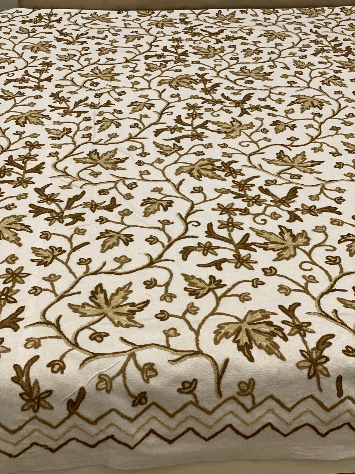 Kashmiri Embroidery Cotton Bedcover