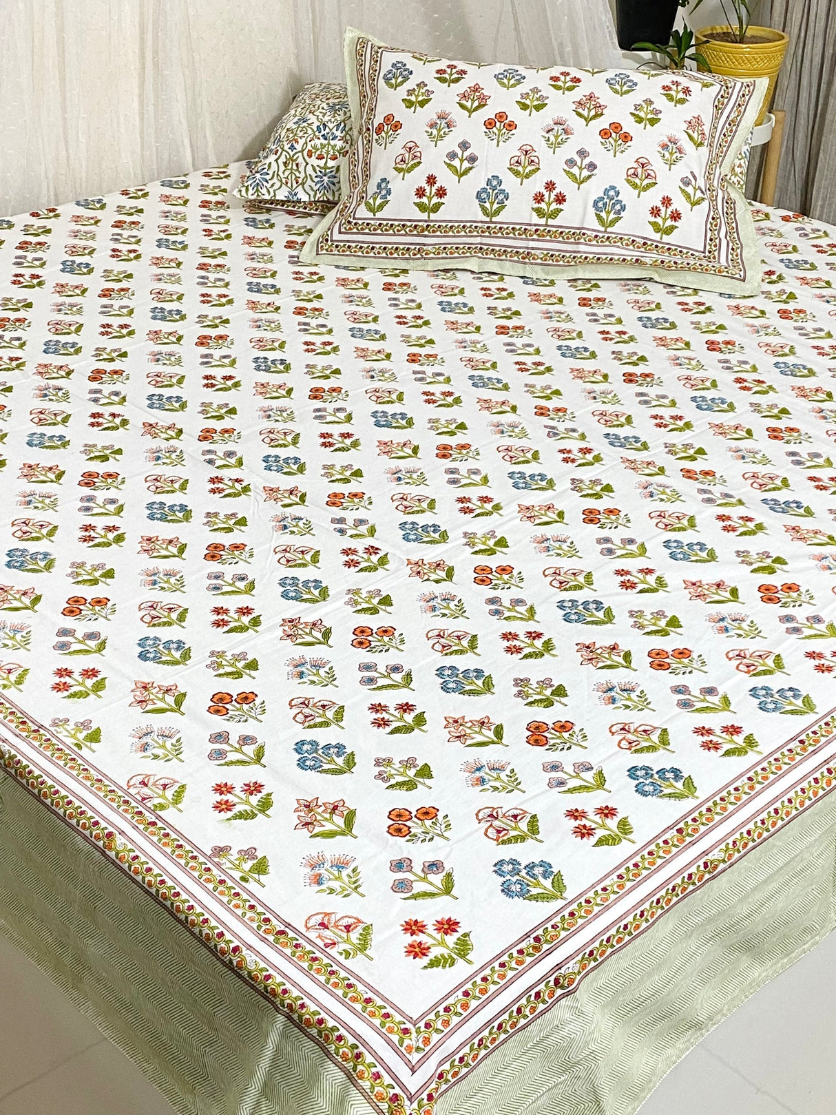 Floral Block Print Cotton Bedsheet & Quilt Set