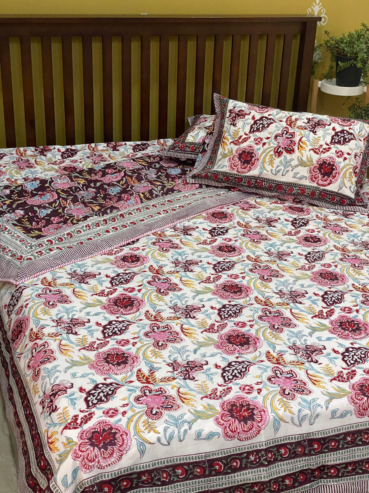 Pink & Maroon Floral Blockprint Bedsheet Dohar Set