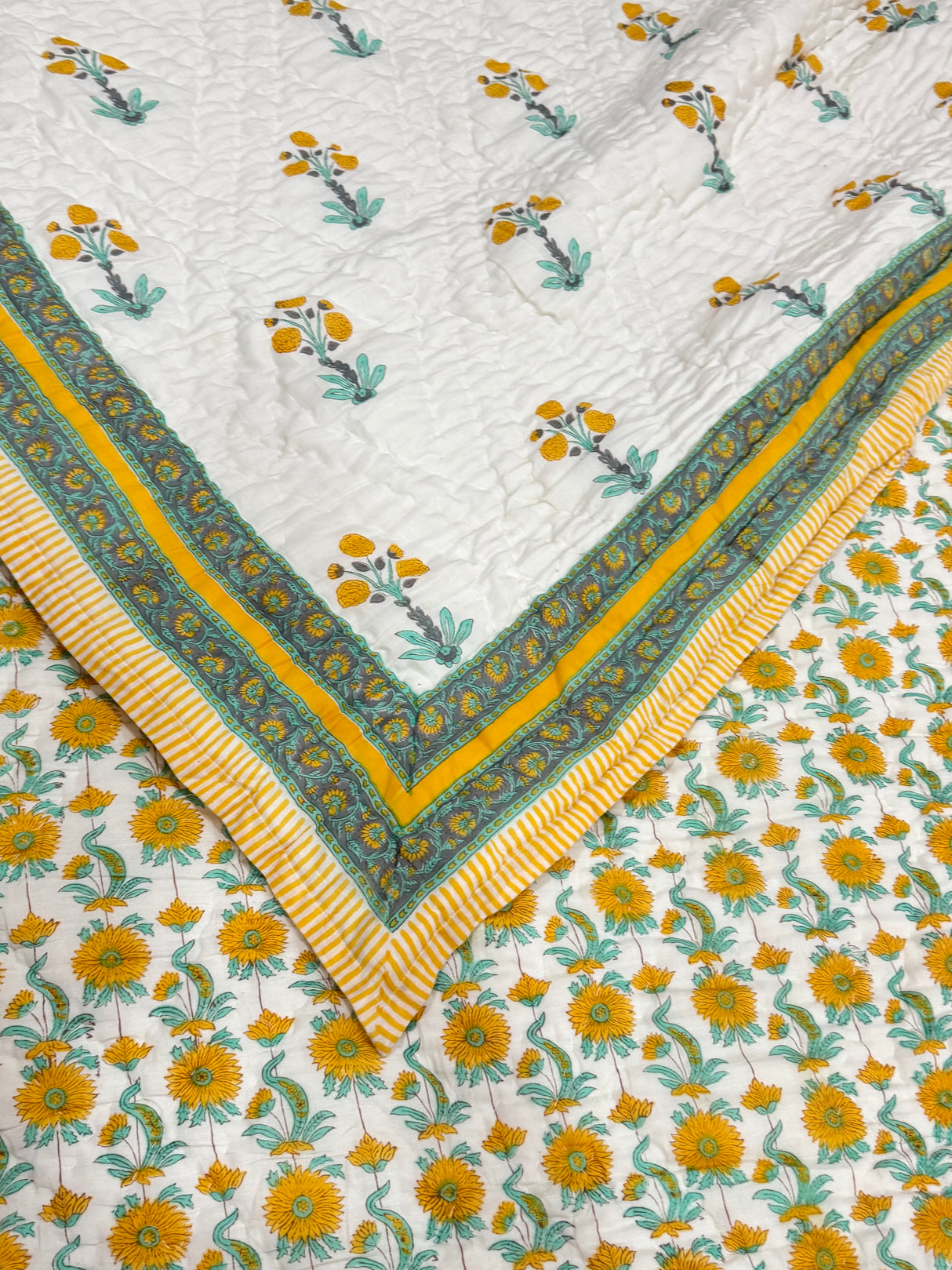 Blockprint Mulmul Reversible Quilt