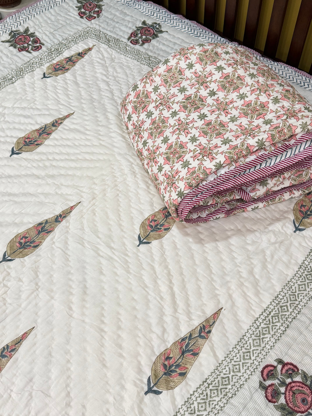 Blockprint Mulmul Reversible Quilt