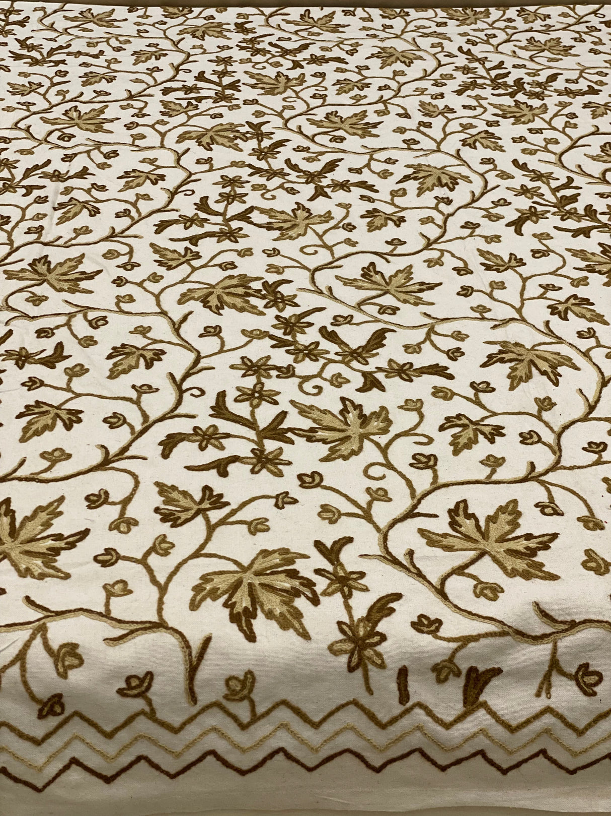 Kashmiri Embroidery Cotton Bedcover