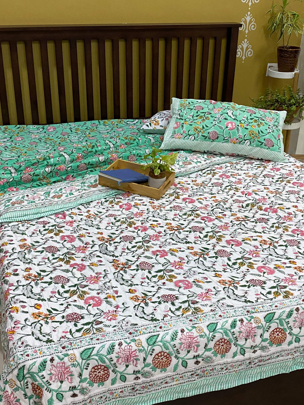 Green Floral Print Cotton Blockprint Bedsheet & Quilt Set