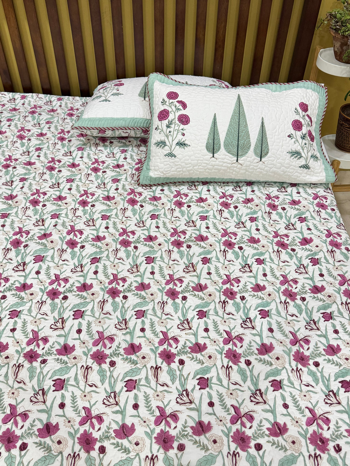 KING Size Quilted Blockprint REVERSIBLE Mulmul Bedcover (108*108 inches)