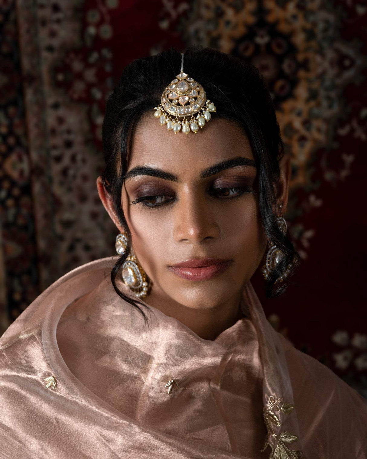 Chandni Curve - Handcrafted 92.5 Silver Base Maang Tikka with Moissanite Polki