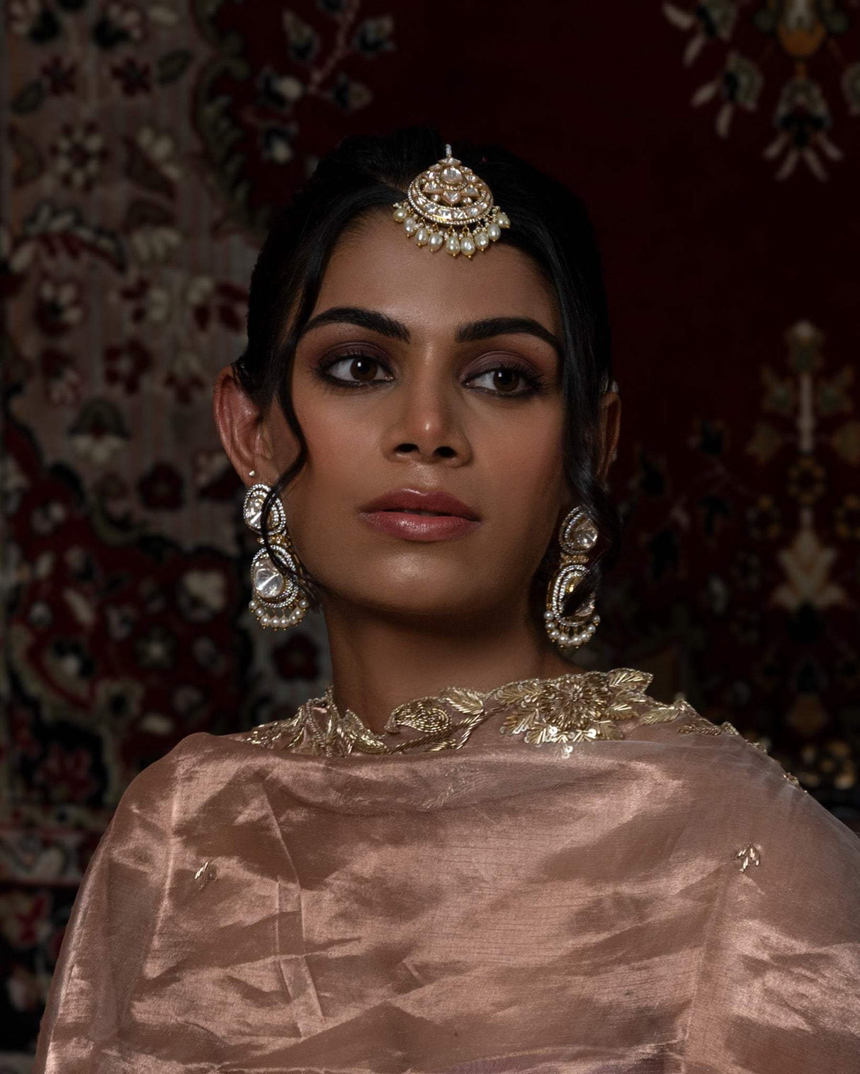 Chandni Curve - Handcrafted 92.5 Silver Base Maang Tikka with Moissanite Polki