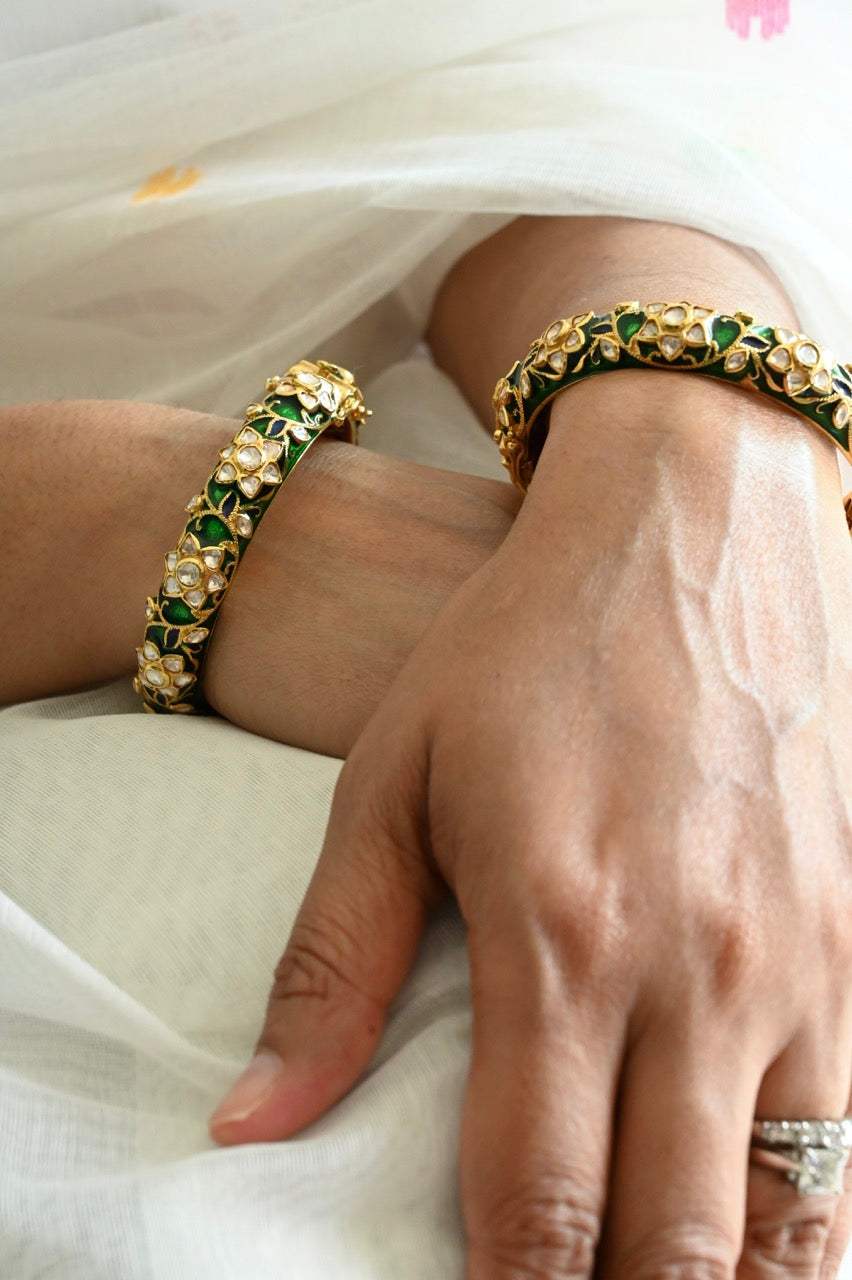 Super Exclusive Handcrafted 92.5 Silver Meenakari Pair of Kadas