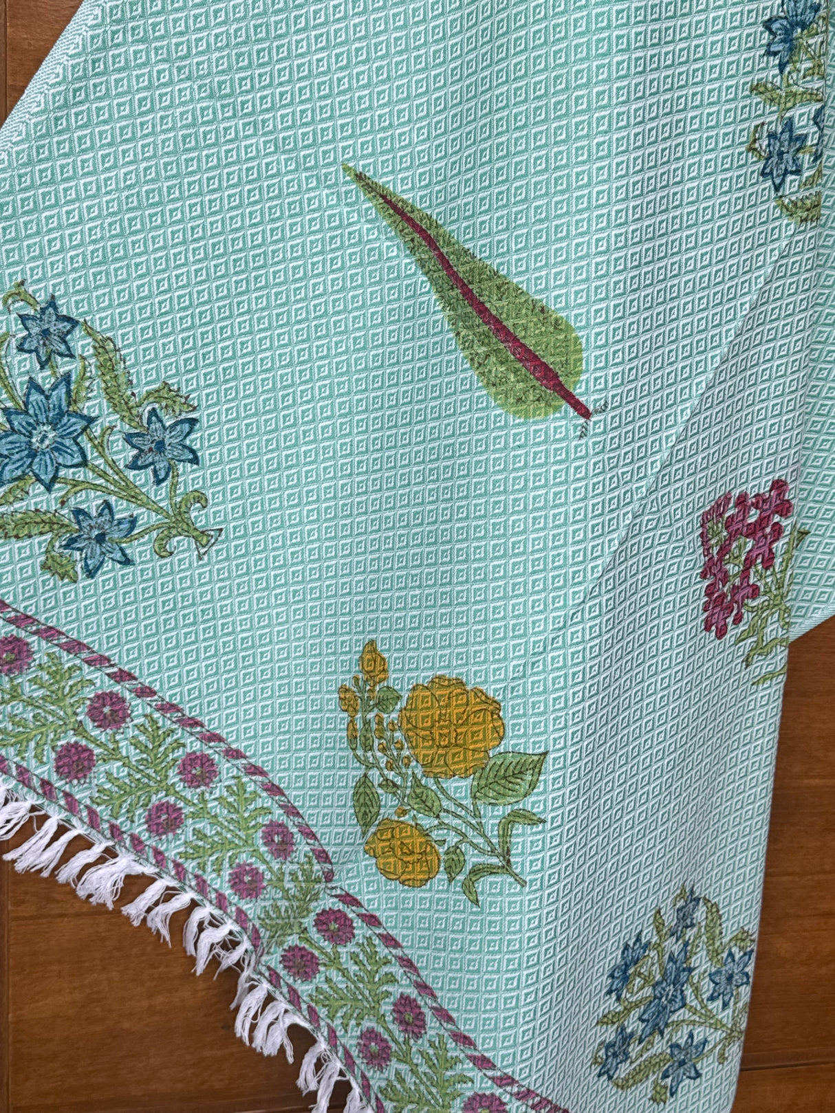 Elegant Green Blockprint Soft Cotton Towel– Cotton Jacquard Weave