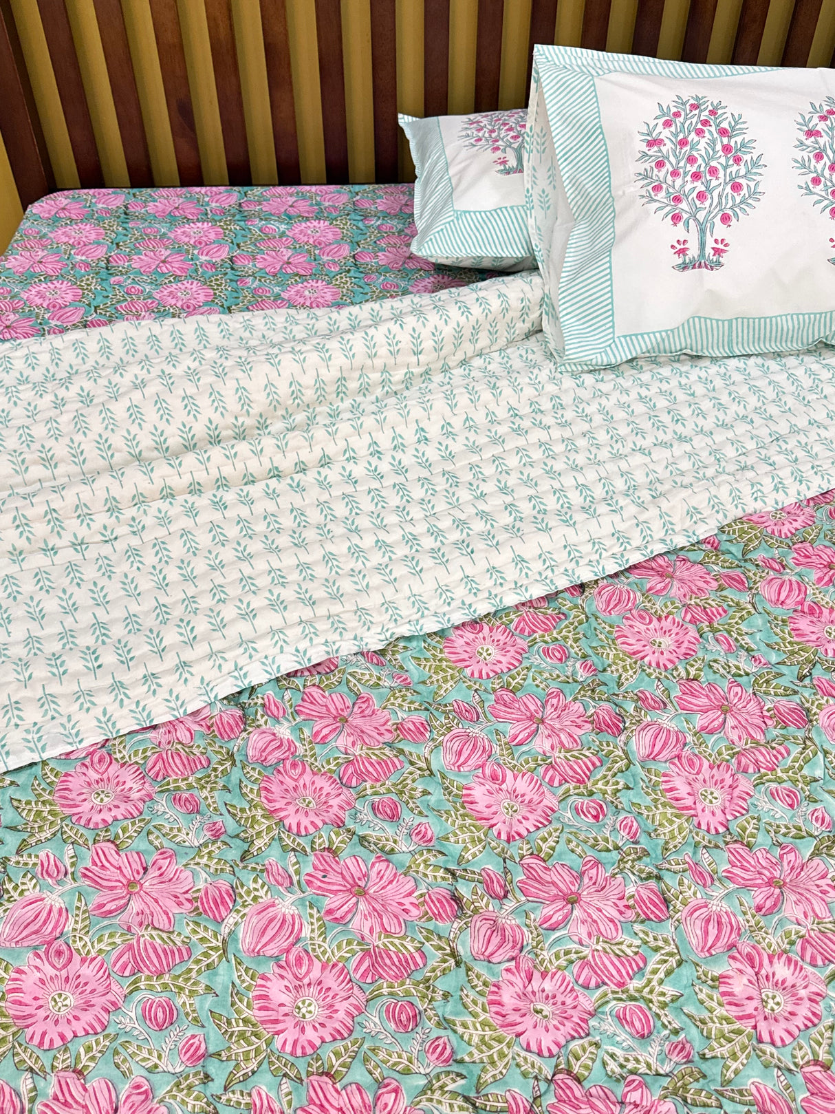 Blockprint Bedsheet & Quilt Set