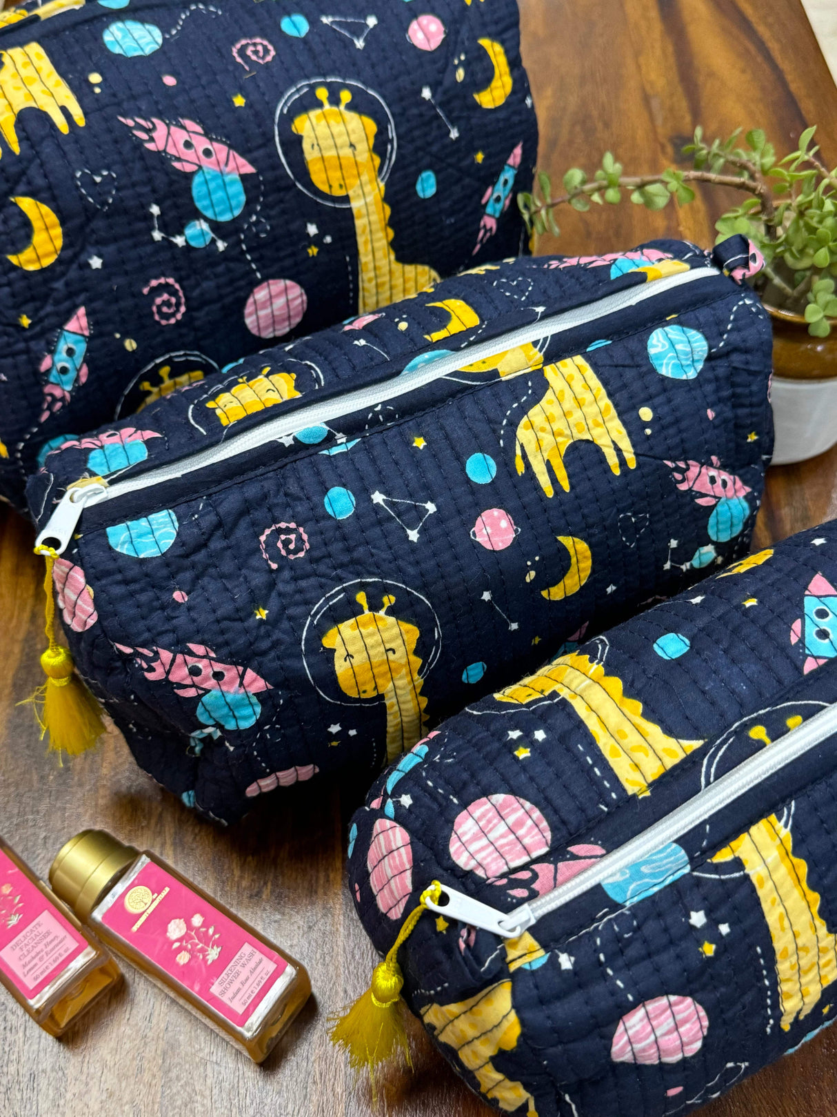 Set of 3 Multipurpose Pouch (large, medium and small)