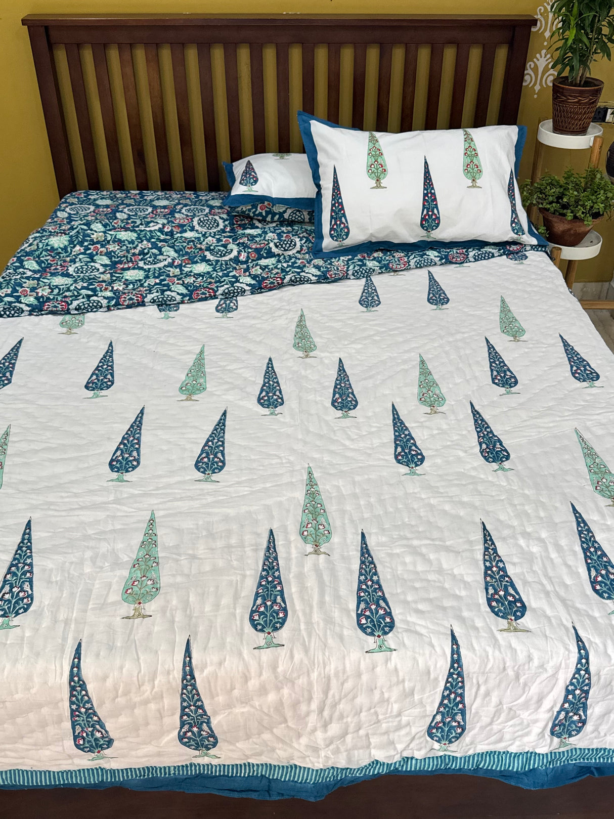 HandBlock Printed Mulmul Reversible Quilt