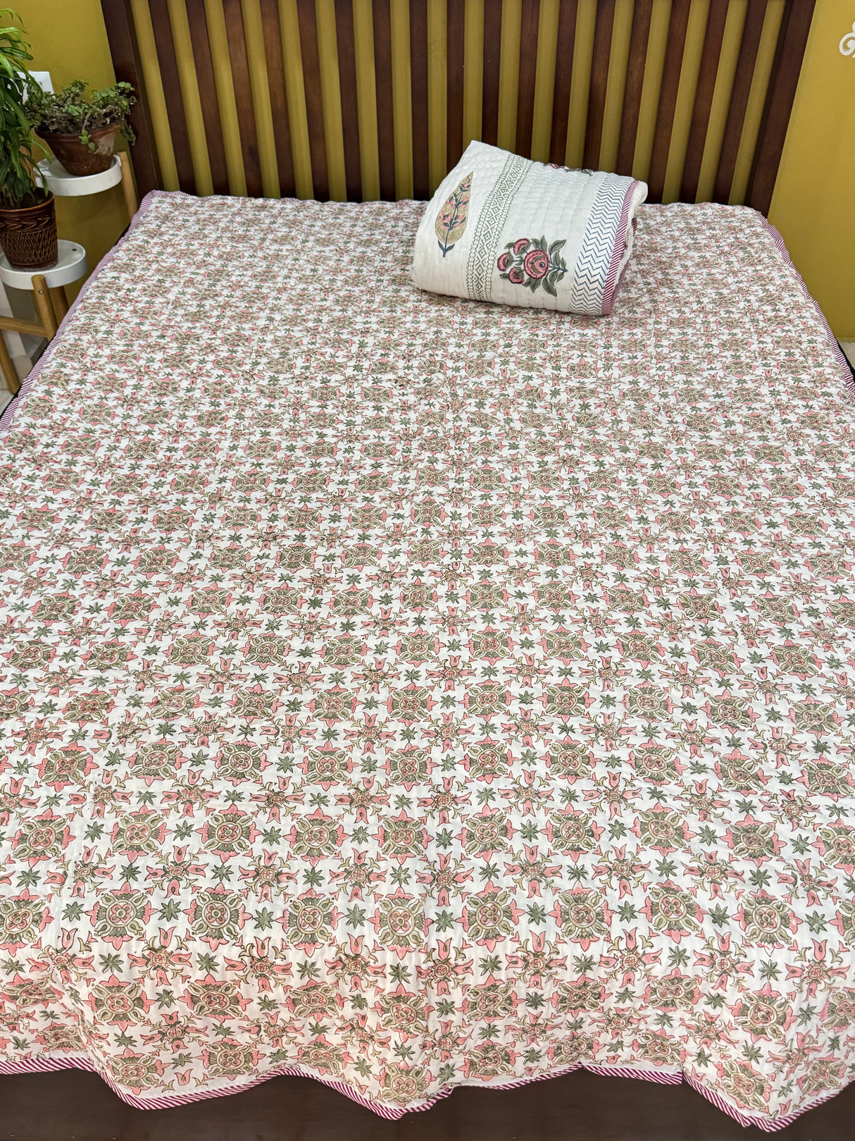 Blockprint Mulmul Reversible Quilt