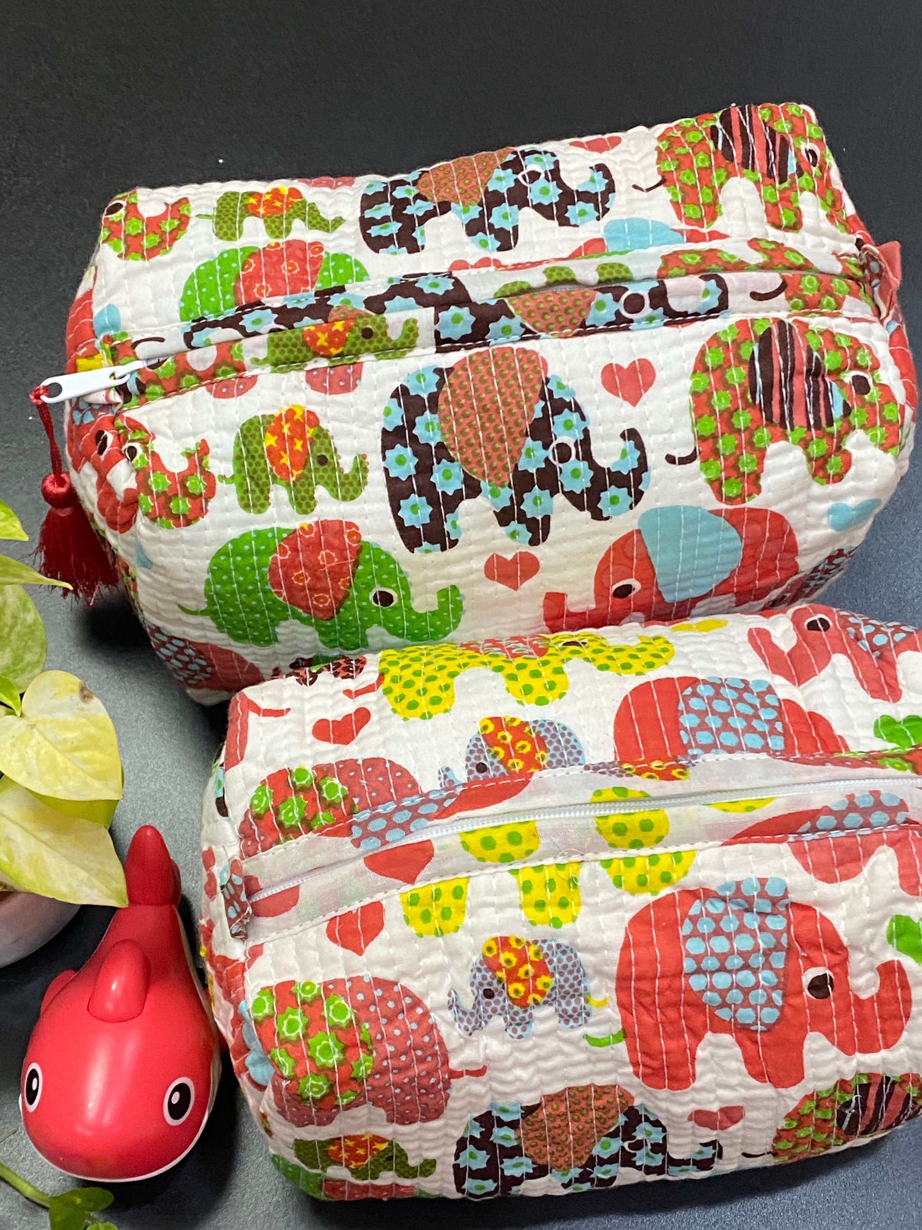Set of 2 Multipurpose Pouches (medium and small)