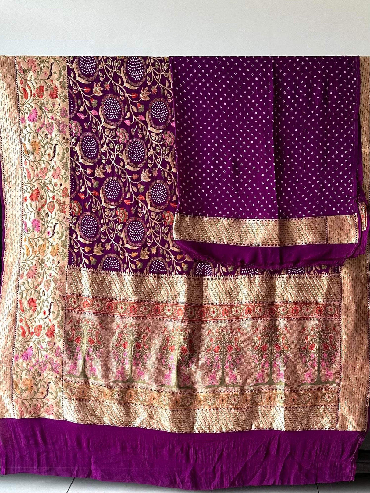 Alluring Wine Shade Handloom Pure Banarsi Georgette Bandhani Saree