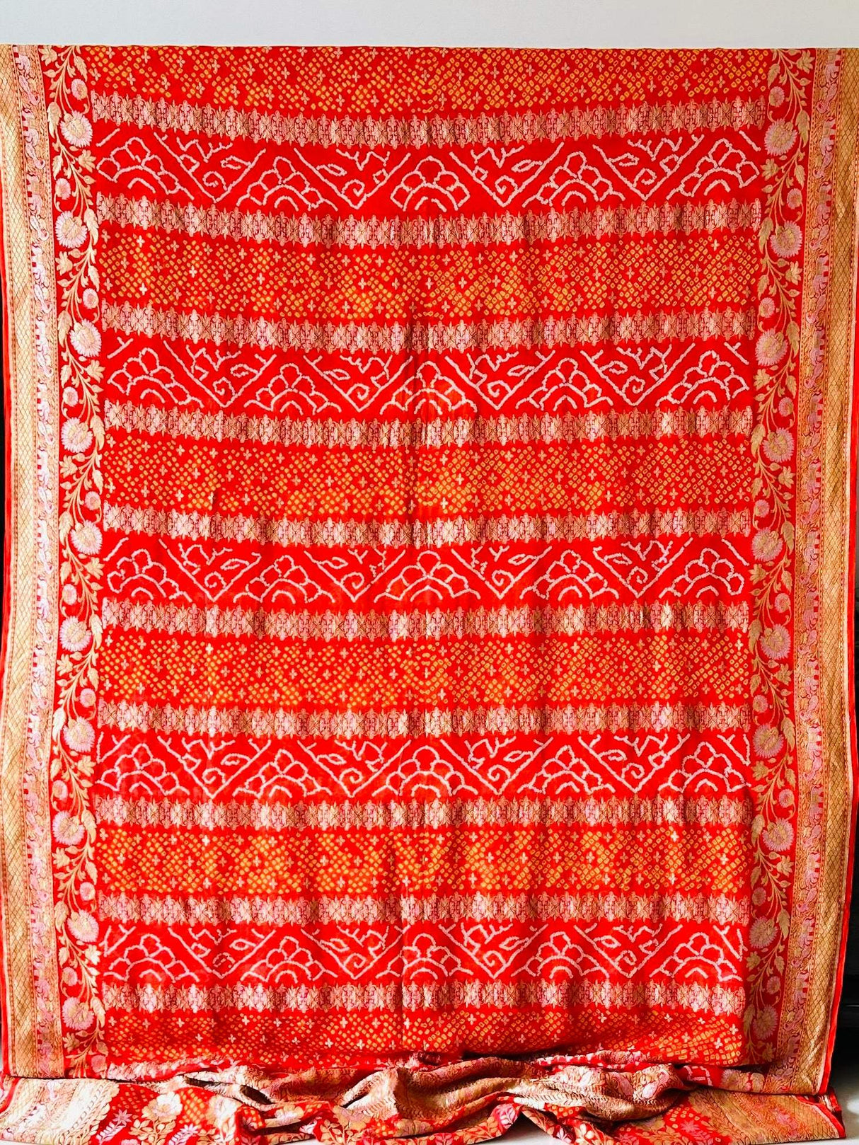 Radiant Orange Handloom Pure Banarsi Georgette Rai Bandhani Saree