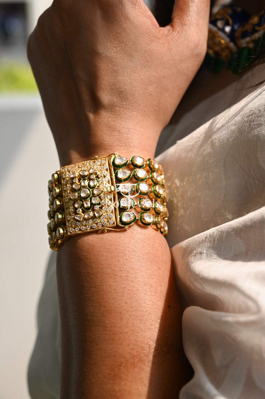 jodha-legacy-bracelet-statement-handcrafted-92-5-silver-meenakari-bracelet