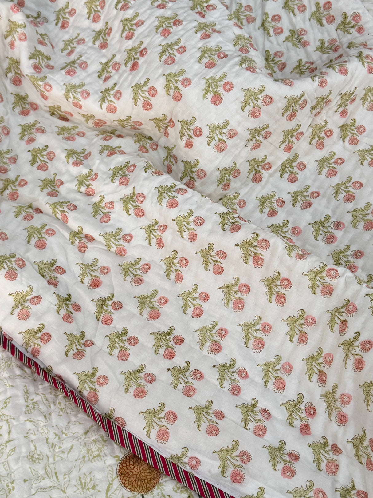 Floral HandBlock Printed Mulmul Reversible King Size Quilt