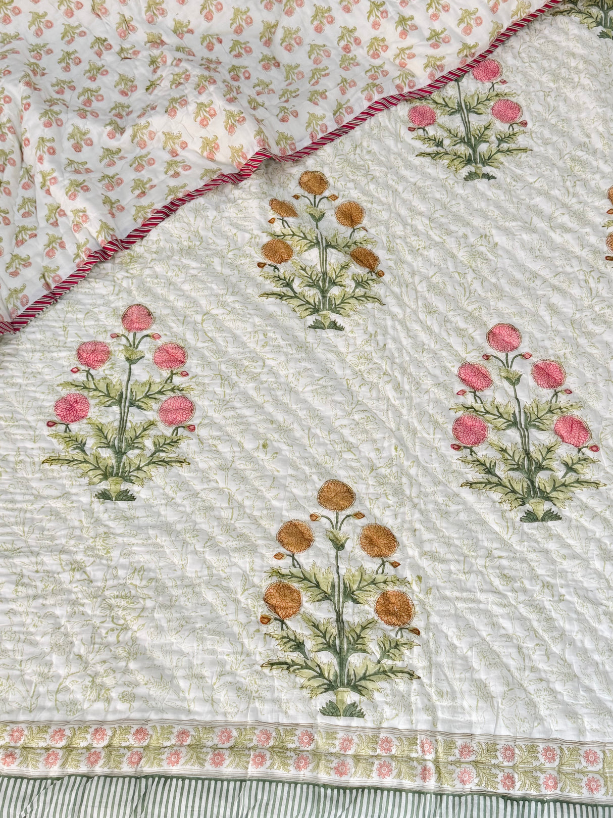 Floral HandBlock Printed Mulmul Reversible King Size Quilt