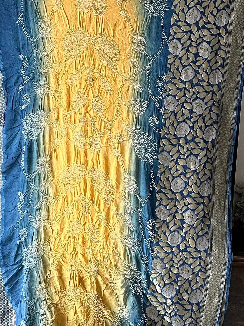 Dual Shade Blue and Yellow Exclusive Handloom Pure Banarsi Georgette Bandhani Saree