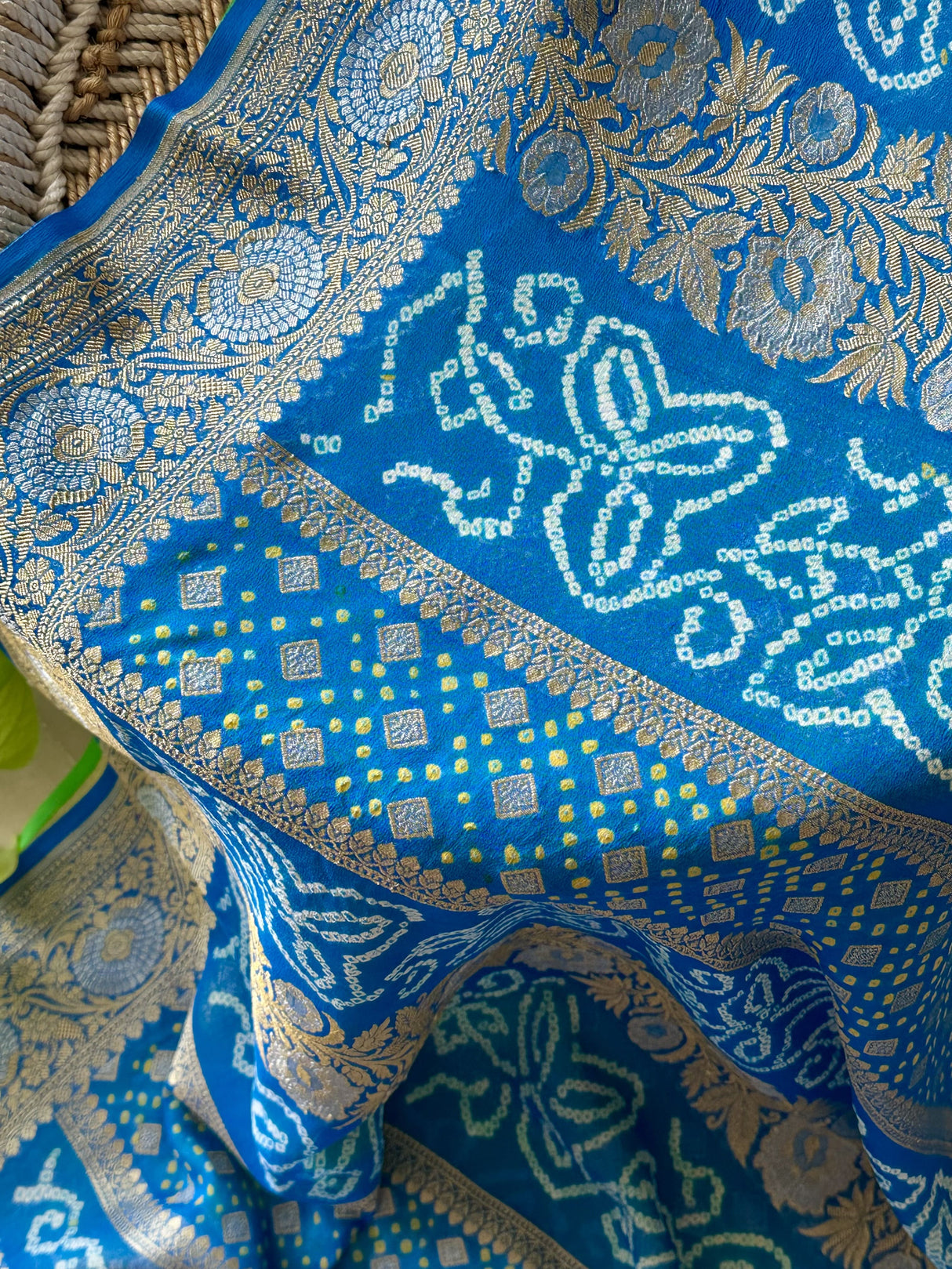 Neeli Rang Bandhani Banarasi Pure Georgette Saree