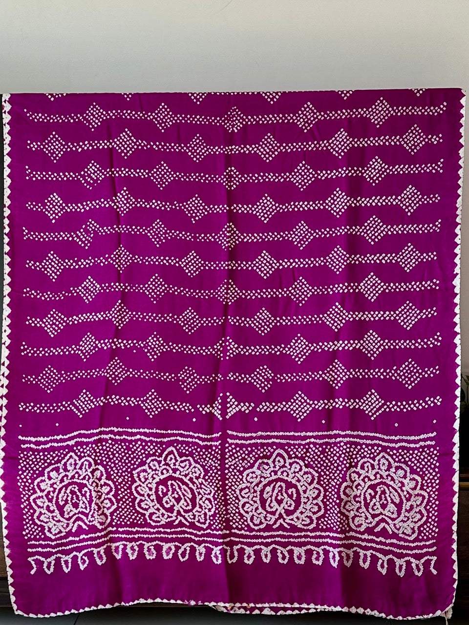 Stylish Pure Gajji Silk Half n Half Bandhani Saree