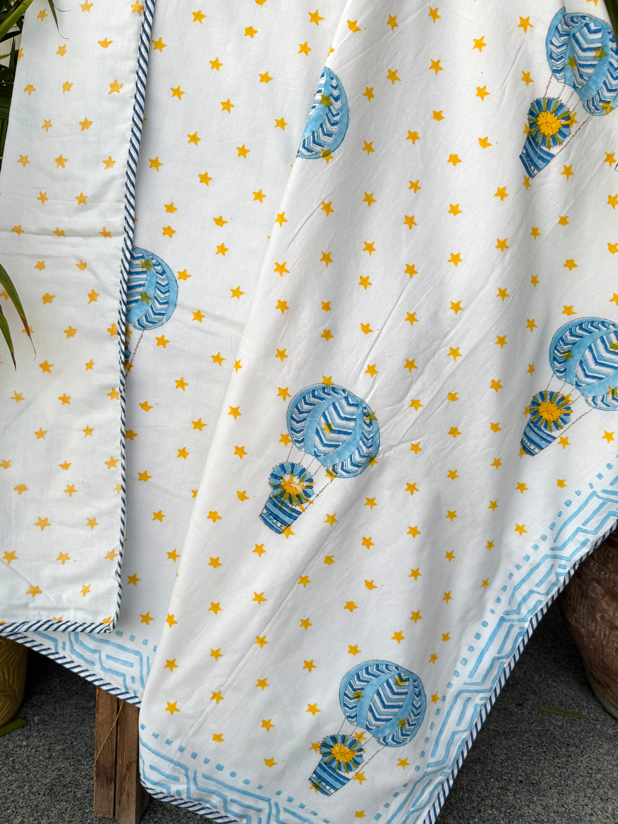 traditional-cosy-corner-hand-block-kids-blanket