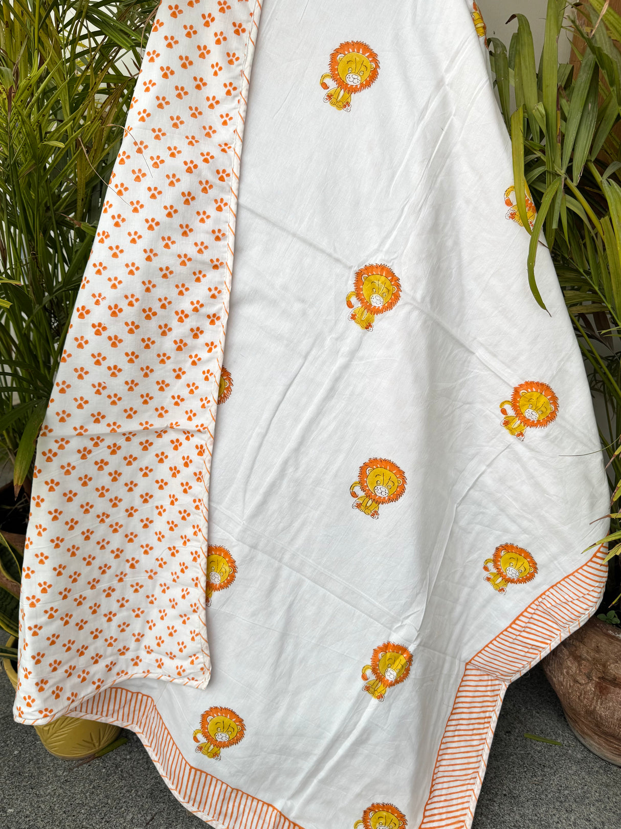 layered-kids-blanket-hand-block-print-lion-theme