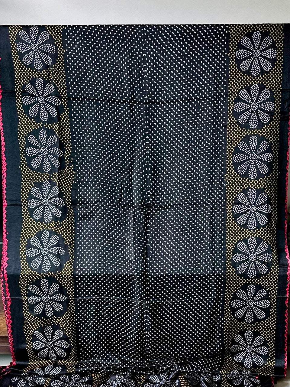 Black Floral Pure Gajji Silk Bandhani Saree