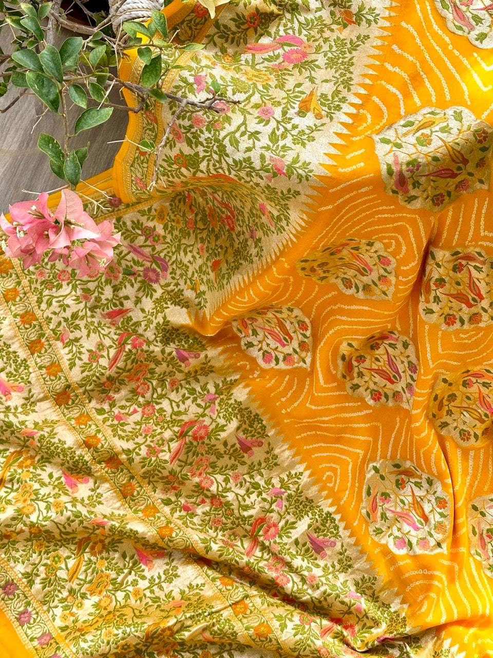 Mango Yellow Floral Handloom Pure Banarsi Georgette Bandhani Saree