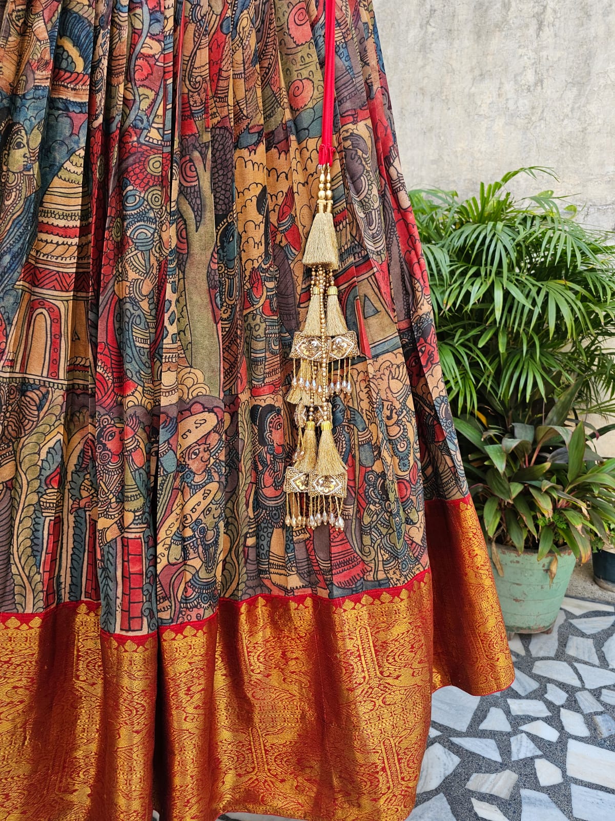 Mythological Theme Kanchi Pattu Kalamkari Lehenga with Georgette Bandhani Dupatta