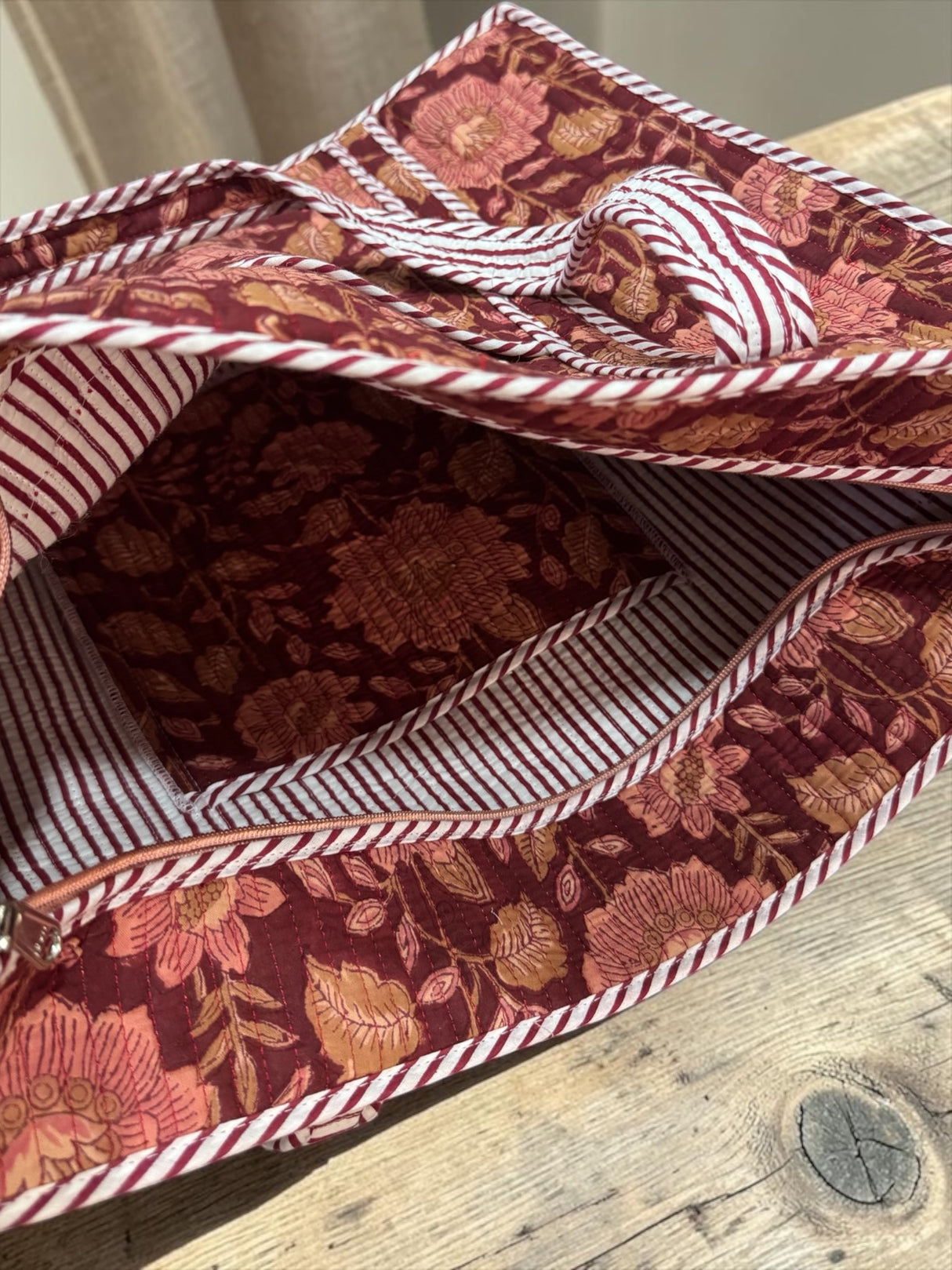 petal-block-print-handcrafted-tote-bag-with-zip