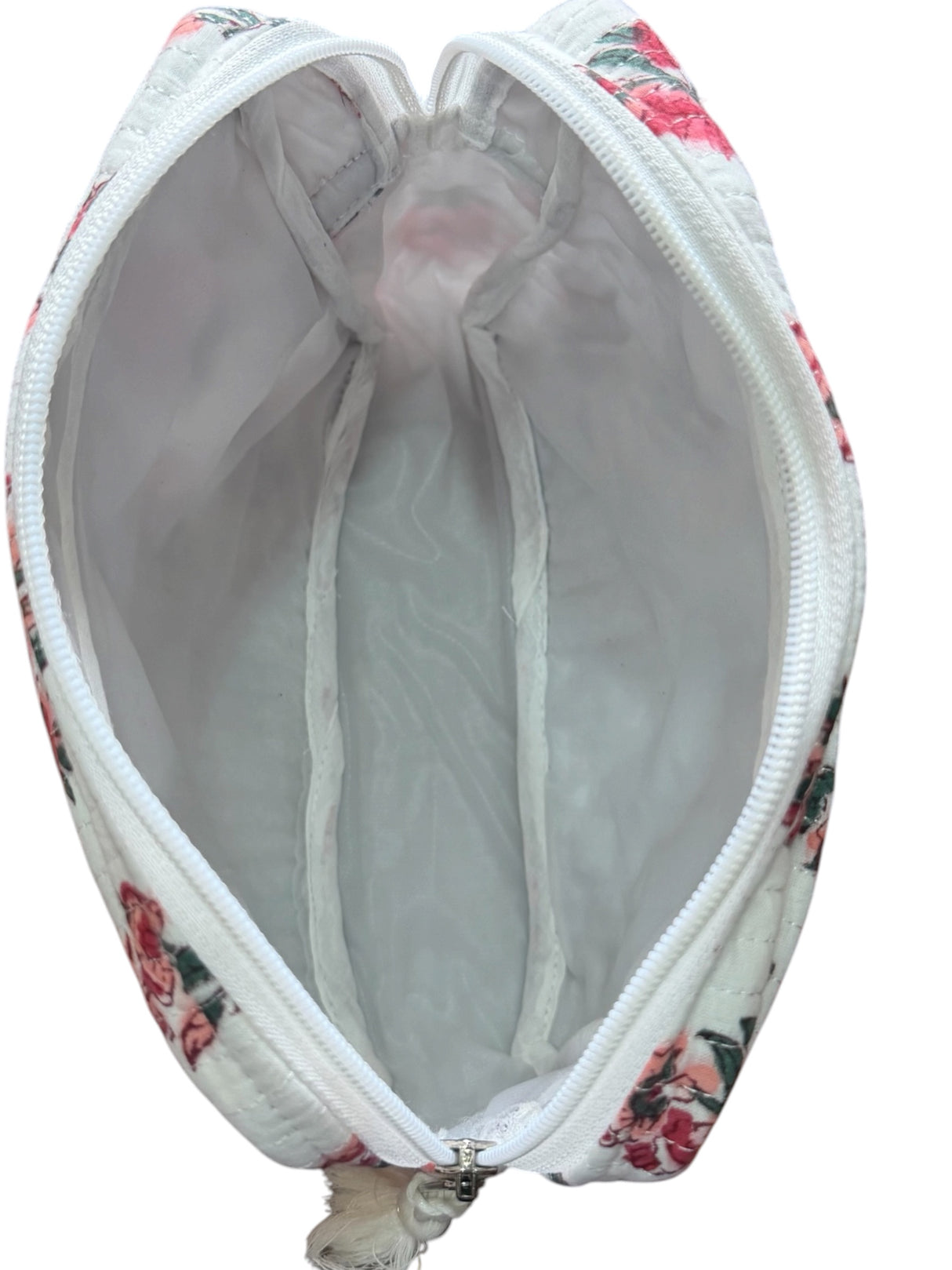 Easy Carry Lightweight Handcrafted Toiletry Pouch(with Zip Closure)