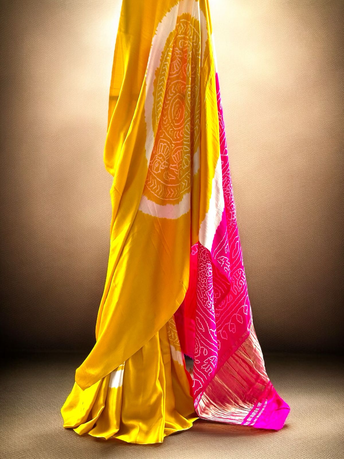 pure-gajji-silk-mustard-yellow-pink-rasmandal-circle-bandhani-saree