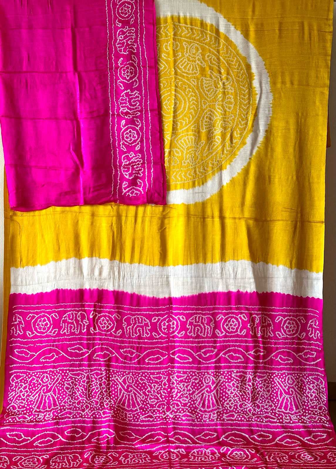 pure-gajji-silk-mustard-yellow-pink-rasmandal-circle-bandhani-saree