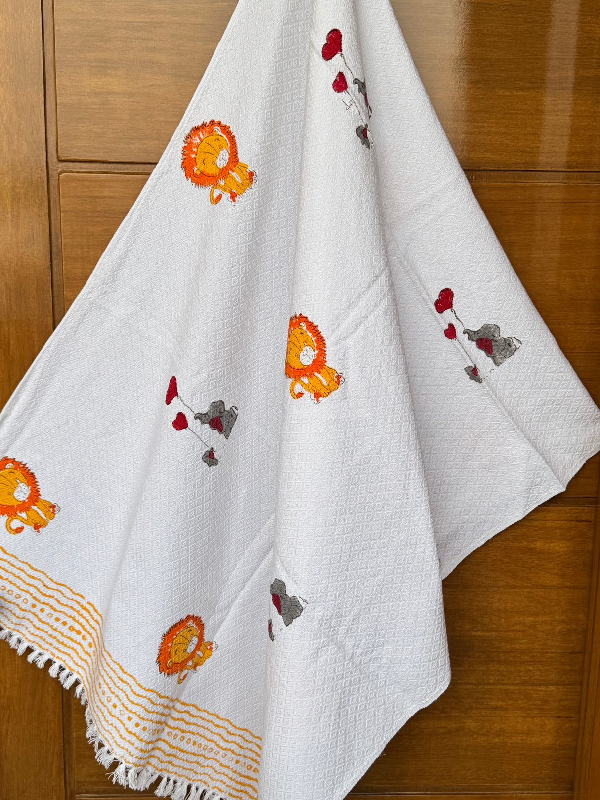 Handcrafted Cotton Lion & elephant Towel – Skin-Friendly, Birthday Return Favor