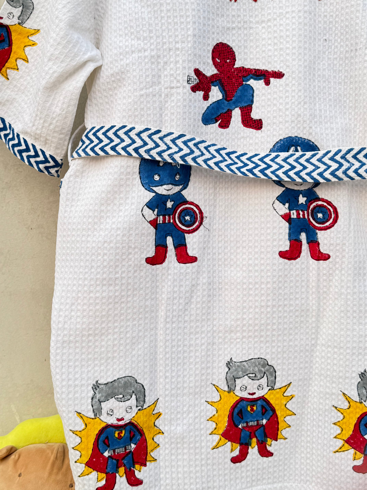 superhero theme kids cotton bathrobes wholesale handmade gifts for USA and New Zealand Spiderman Captain America