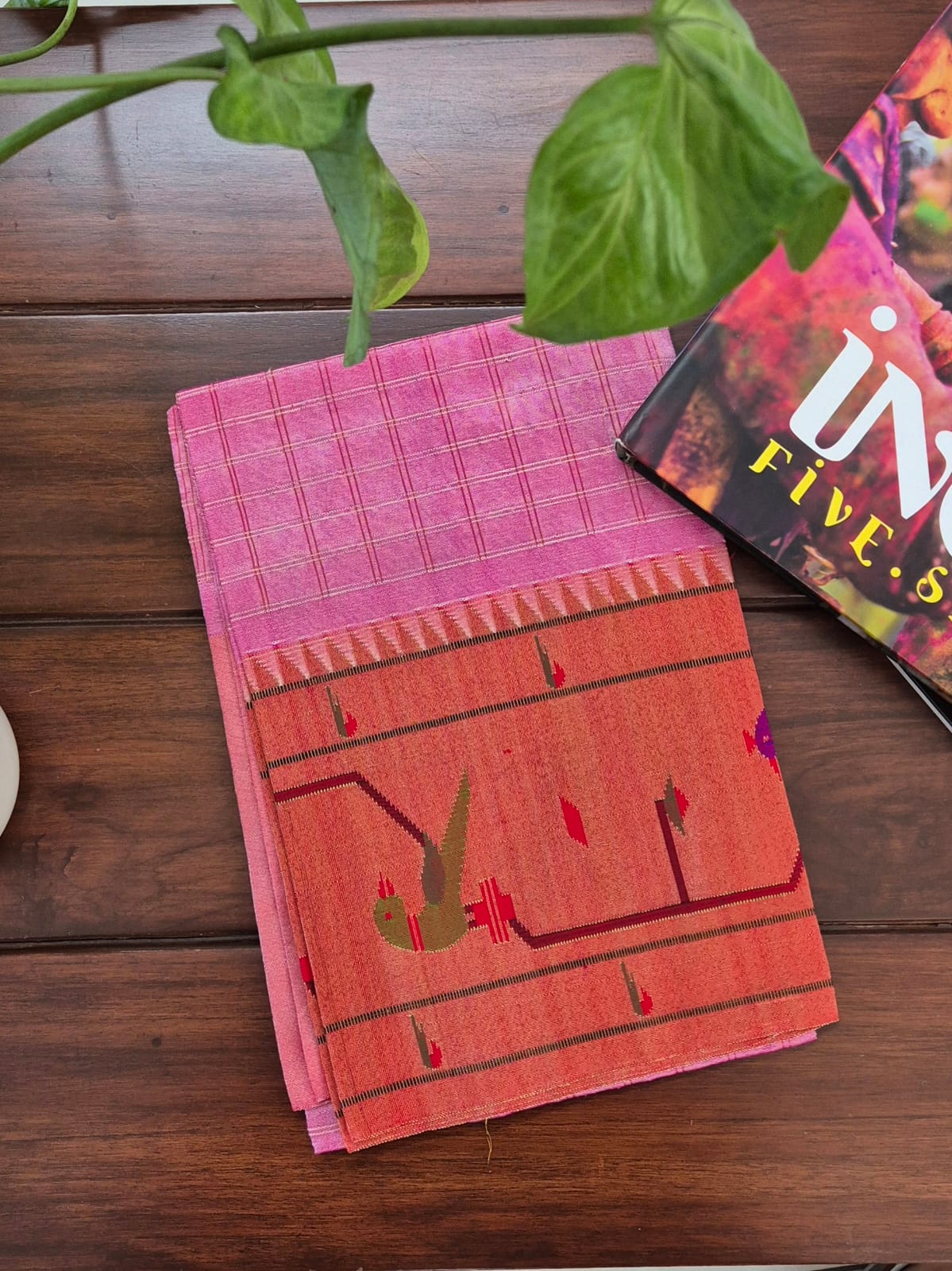 Mor Aabha Gulabi Paithani Handloom Silk Blouse Piece