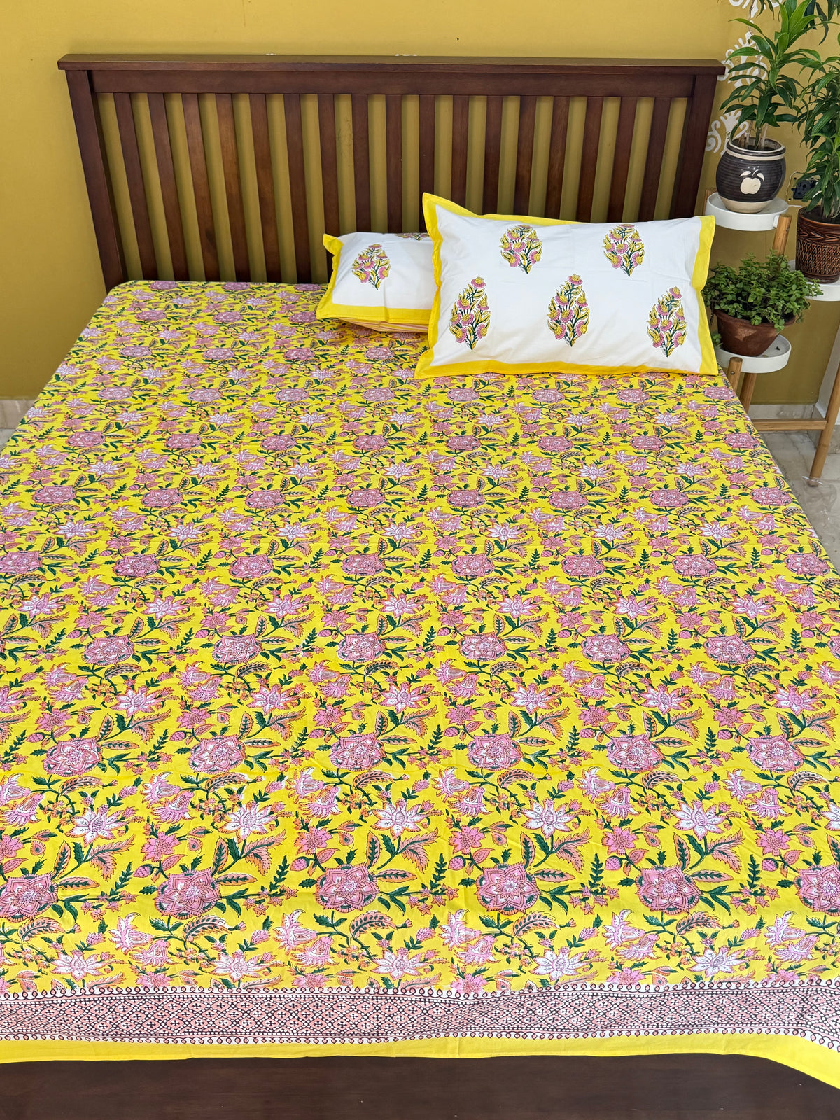 Yellow floral fitted bedsheet with elastic