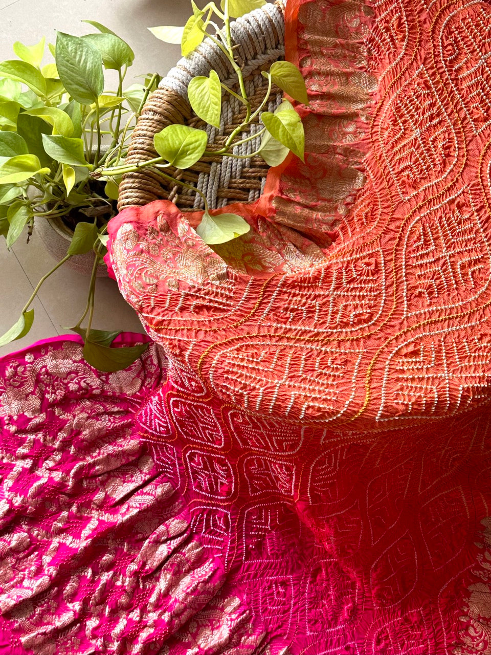 aarohi-ombre-pure-banarasi-georgette-bandhani-dupatta