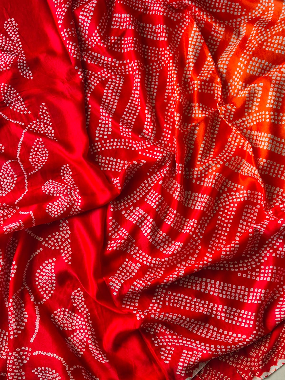 agnika-leheriya-pure-gajji-silk-bandhani-saree