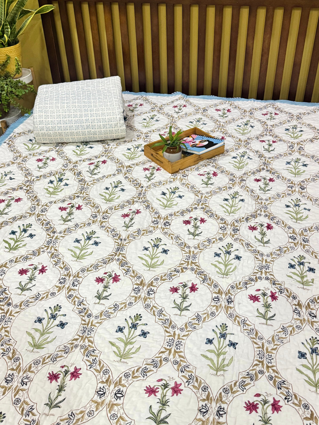 artisan-cotton-mist-mulmul-reversible-quilt-hand-block-printed