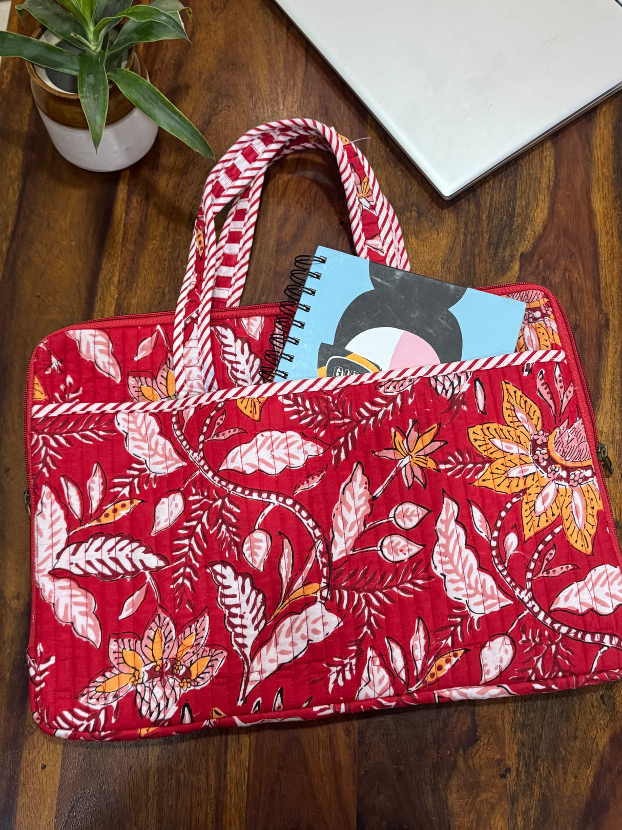 artisan-safari-print-quilted-laptop-sleeve-with-zip