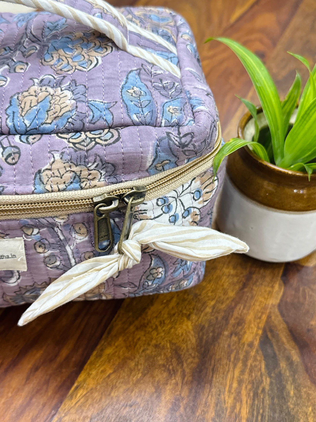 artisan-versatile-blue-jaipur-handmade-vanity-bag