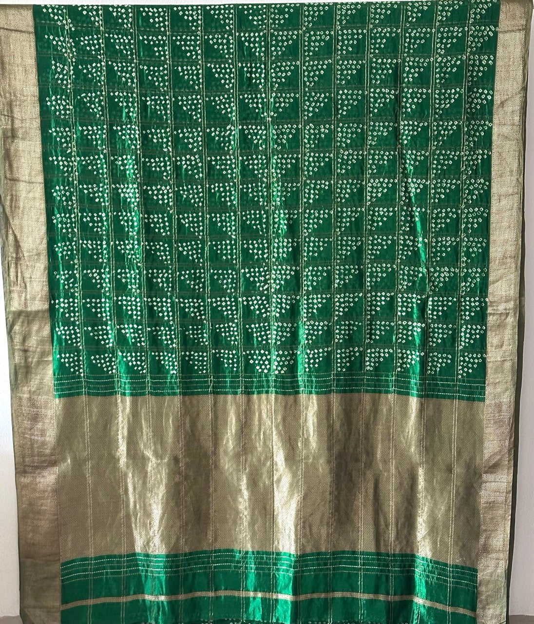 baadal-phool-green-chanderi-silk-bandhani-saree