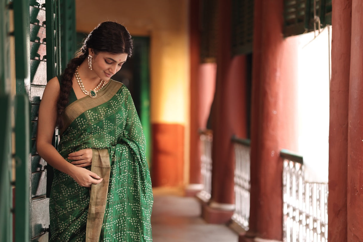 baadal-phool-green-chanderi-silk-bandhani-saree